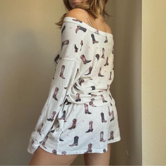 Z Supply Off-White Cowboy Boot Print Pajama Set - Picture 5 of 7